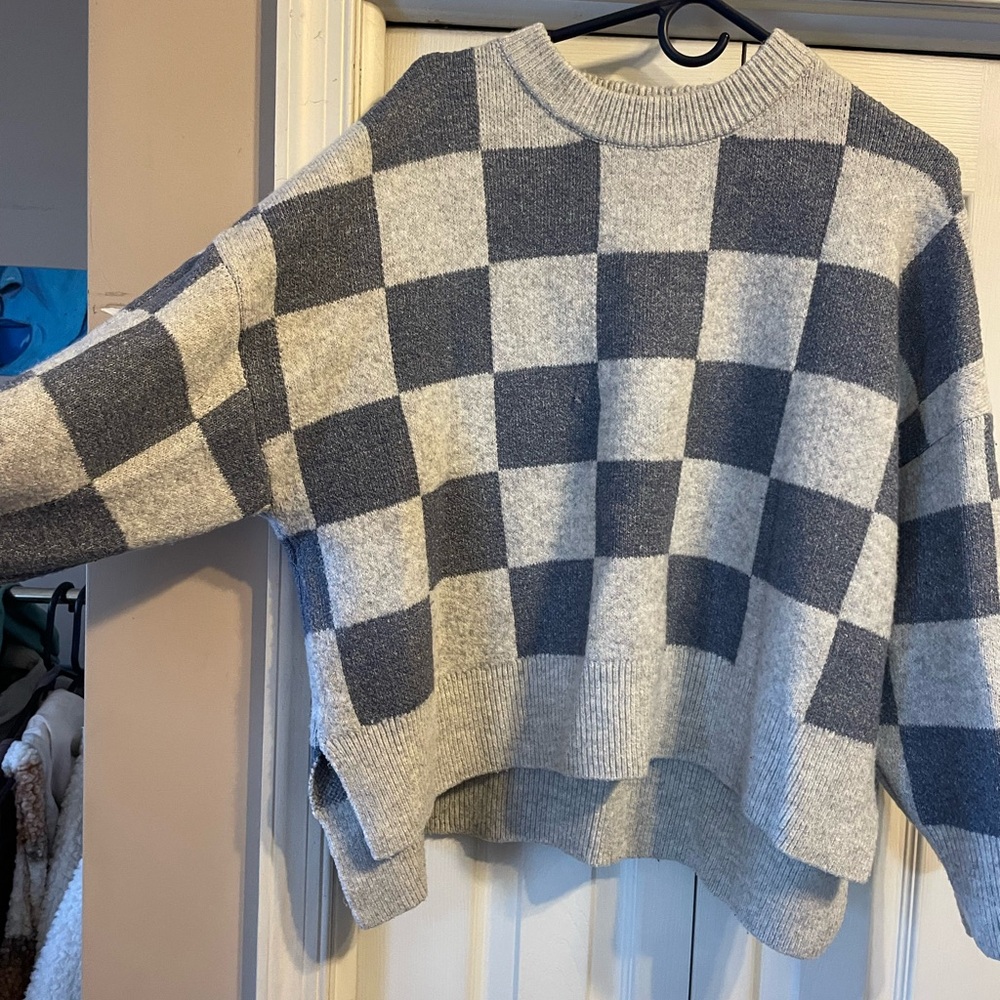 Sincerely Jules Gray Checkered Crew Neck Sweater